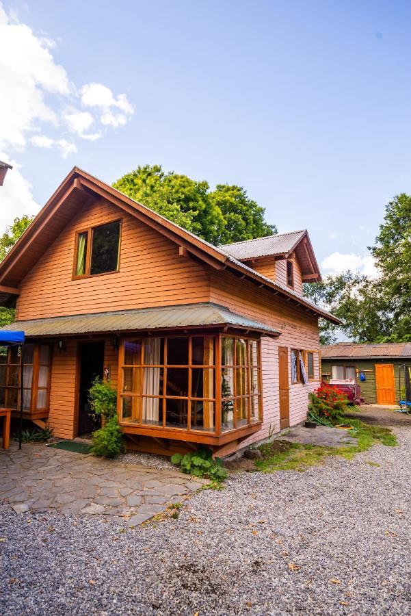 Hosteria Tricahue Пукон Экстерьер фото